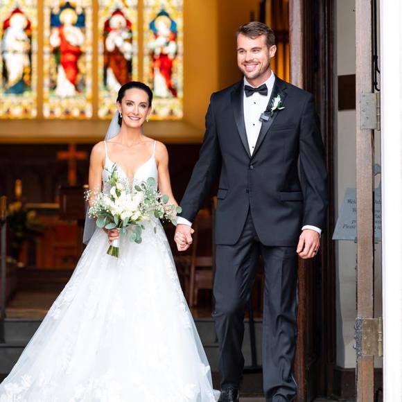 Profile Picture of Julie Mackler (@jcmackler) on Poshmark