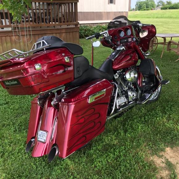 Profile Picture of Scott Morton (@scott_morton) on Poshmark