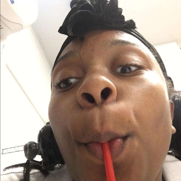 Mark Revere - Poshmark Profile Picture of Mark Revere (@markrevere05) on Poshmark