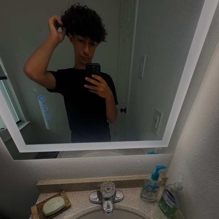 Profile Picture of michael🏝️🍉 (@michael_ashley) on Tiktok