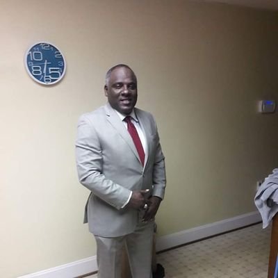 Profile Picture of Dwayne R Hunter (@DwayneRHunter2) on Twitter