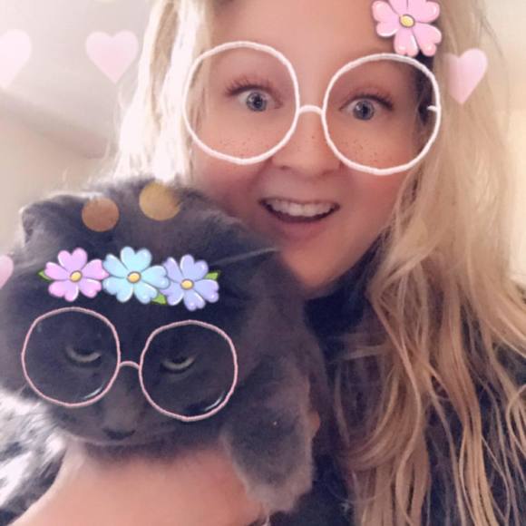 Profile Picture of Sarah Everson jones (@tsjones14) on Poshmark