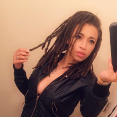 Profile Picture of Devaney_Lynn (@DevaneyHouston) on Twitter