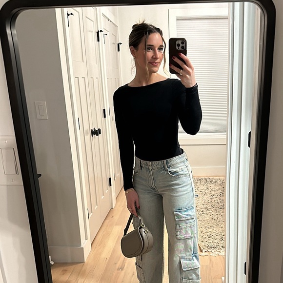 Giovanna Arcudi - Poshmark Profile Picture of Giovanna Arcudi (@garcudi) on Poshmark