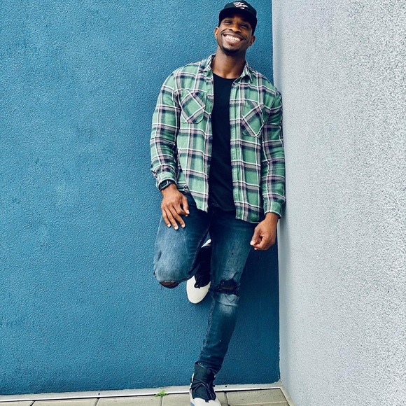 Profile Picture of Alister Loblack (@ajloblack) on Poshmark