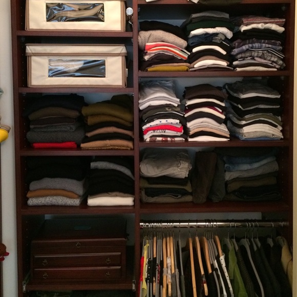 Profile Picture of Lisa Schwartz (@brooklyncloset) on Poshmark