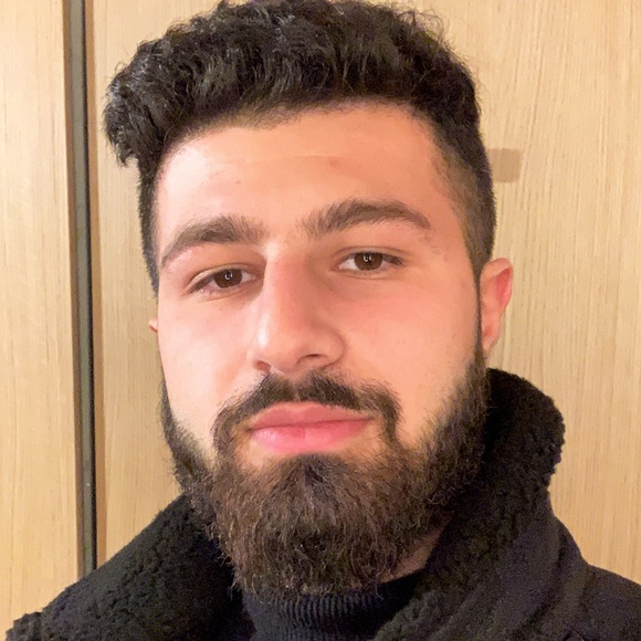 Profile Picture of Albert Adam (@albertadaminfo) on Poshmark