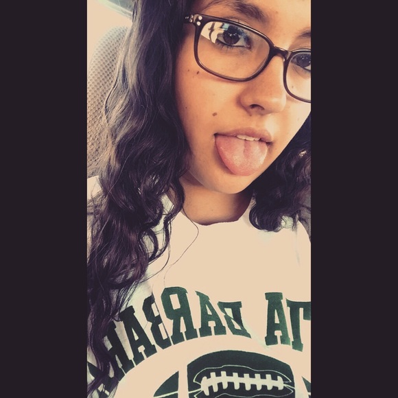 Profile Picture of Lillian Palacio (@lilly1310) on Poshmark