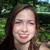 Profile Picture of Hannah Curtis (@hannahcurtis) on Youtube