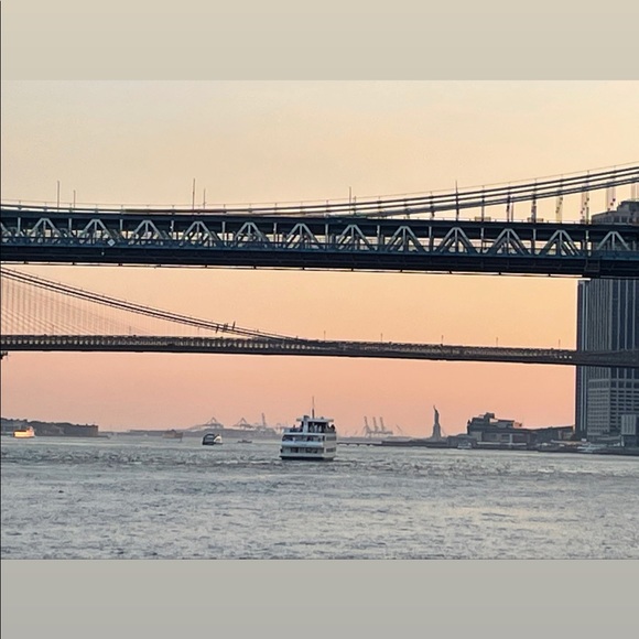 Profile Picture of Juliana Serrao (@junapo) on Poshmark