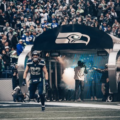 Profile Picture of Luke Willson (@LWillson_82) on Twitter