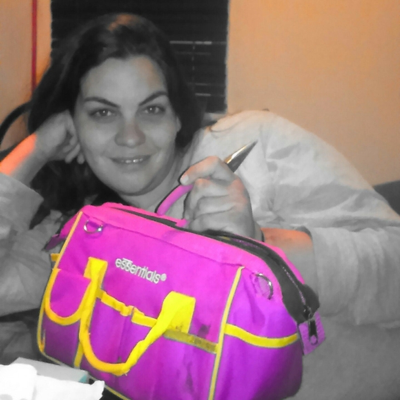 Profile Picture of Bonnie Baab (@baabbonnie) on Poshmark