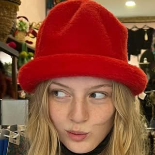 Profile Picture of Julia Marino (@juliamarino) on Instagram