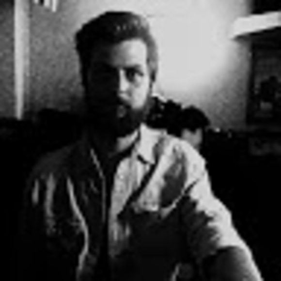 Profile Picture of Travis Collier (@traviscollier22) on Poshmark