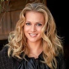 Profile Picture of Jennifer Jareau (@jenn_lamontagne) on Twitter