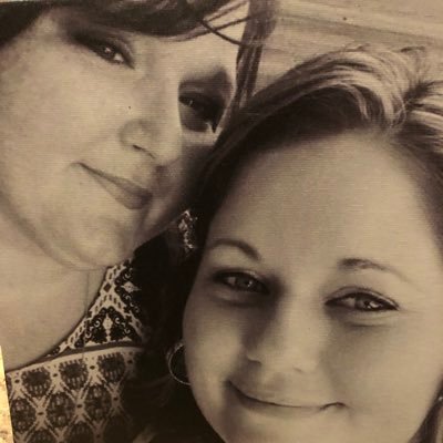 Profile Picture of Melissa Michalek (@mdmichalek22) on Twitter