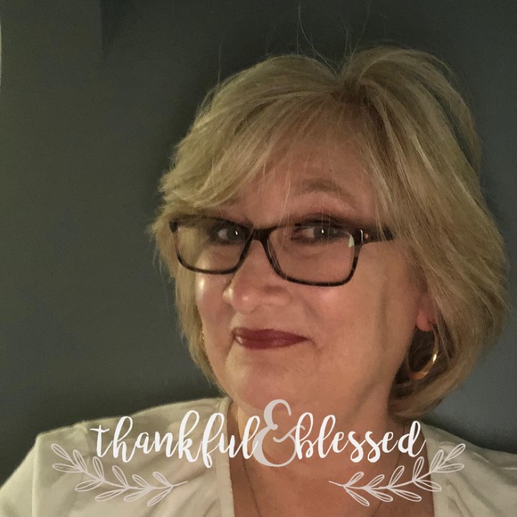 Profile Picture of Judy Forry (@redglow) on Poshmark