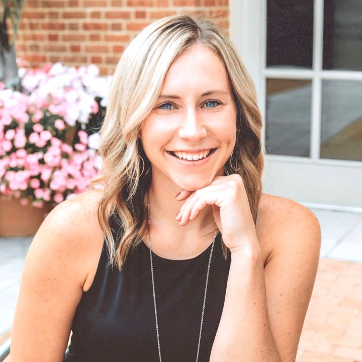 Profile Picture of Lauren Calvert (@ms.calvertt) on Tiktok