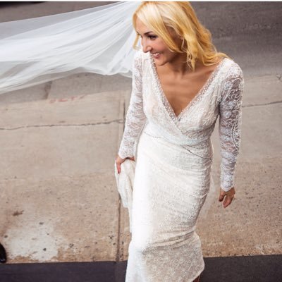 Profile Picture of Caroline Nadeau (@carolinenadeau) on Twitter