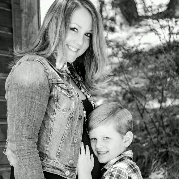 Profile Picture of Britney Obenhaus (@brithill) on Poshmark