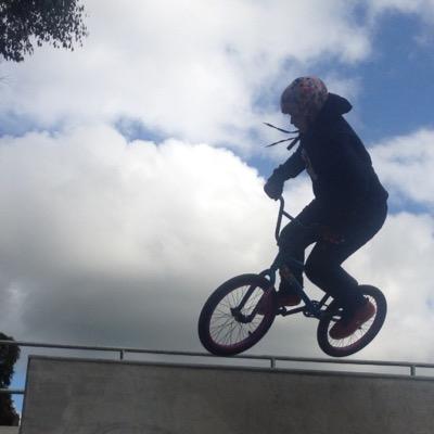 Profile Picture of Lindsay Iapozzuto (@Lynz_bmx) on Twitter