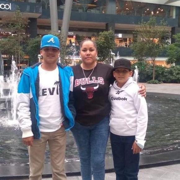 Profile Picture of Andrés Caballero (@negro1222) on Poshmark