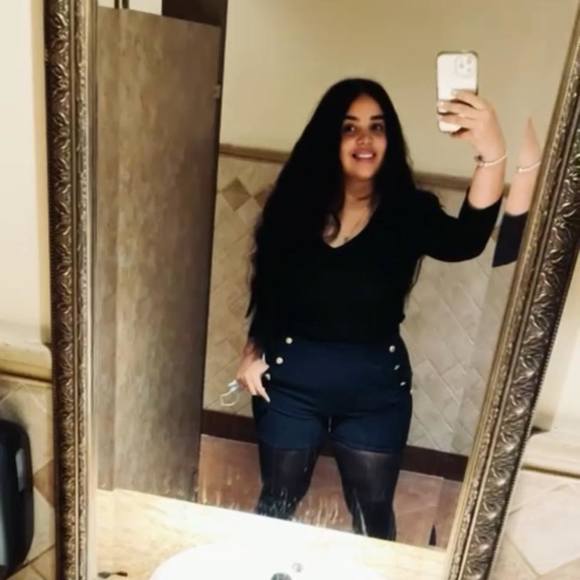 Profile Picture of Florangel Rodriguez peña (@flordeoro1227) on Poshmark