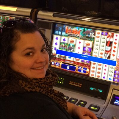 Profile Picture of Robin Dowell (@MaishiDowell) on Twitter