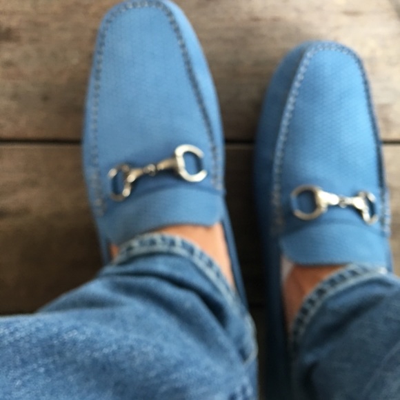 Profile Picture of Justin Howell (@justinhowell) on Poshmark