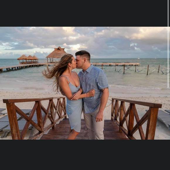 Profile Picture of Nick Hroncich (@hunchy1632) on Poshmark