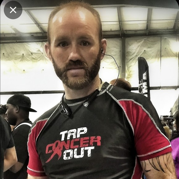 Profile Picture of Joseph Carroll (@eldingoloco) on Poshmark