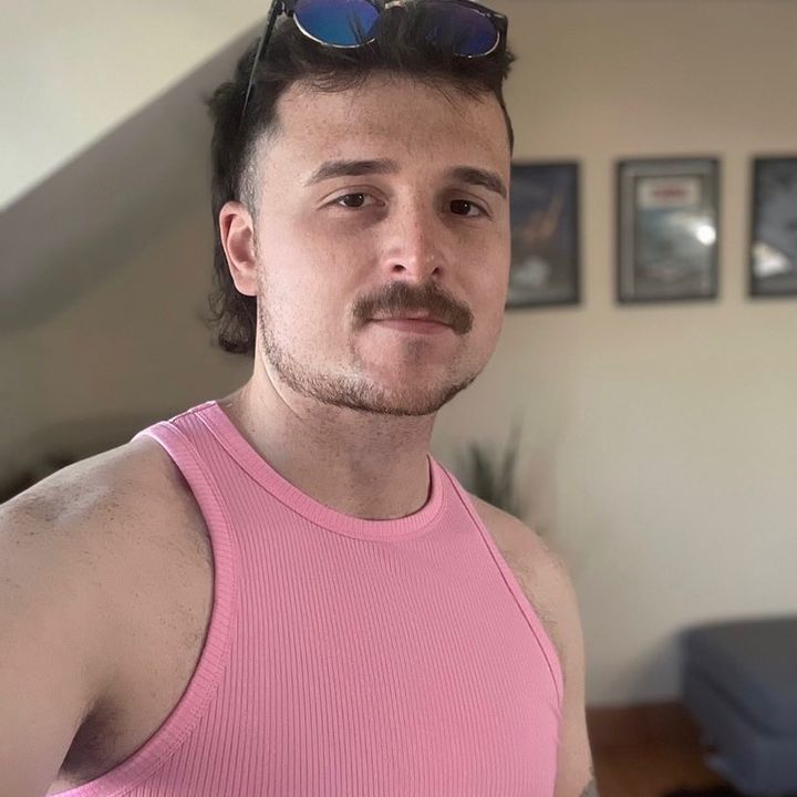 Profile Picture of GARY🔻🔺🔻 (@@garyewart) on Tiktok