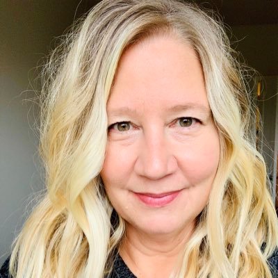 Profile Picture of Beth Chalmers (@Bloomability) on Twitter