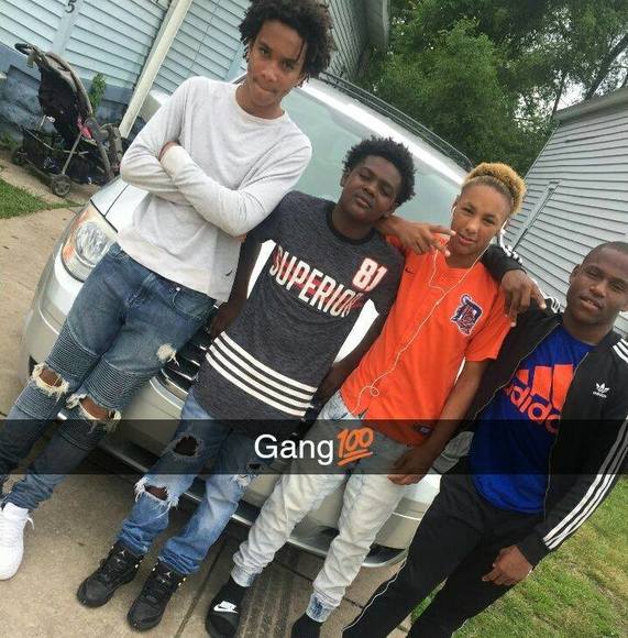 Profile Picture of Adrian Davis (@youngboyaj) on Poshmark