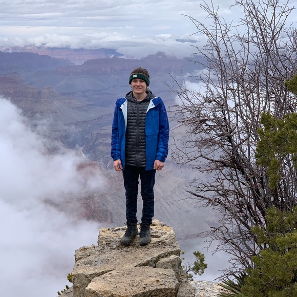 Profile Picture of Riley Belitz (@riley865) on Poshmark