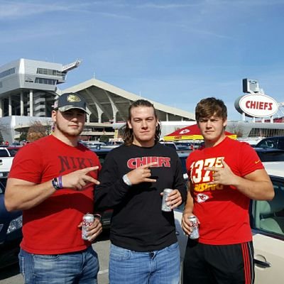 Profile Picture of John Gilbertson (@jbreezy5127) on Twitter