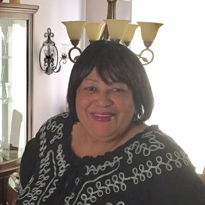 Profile Picture of Ruby Graves (@RubyGra41080000) on Twitter