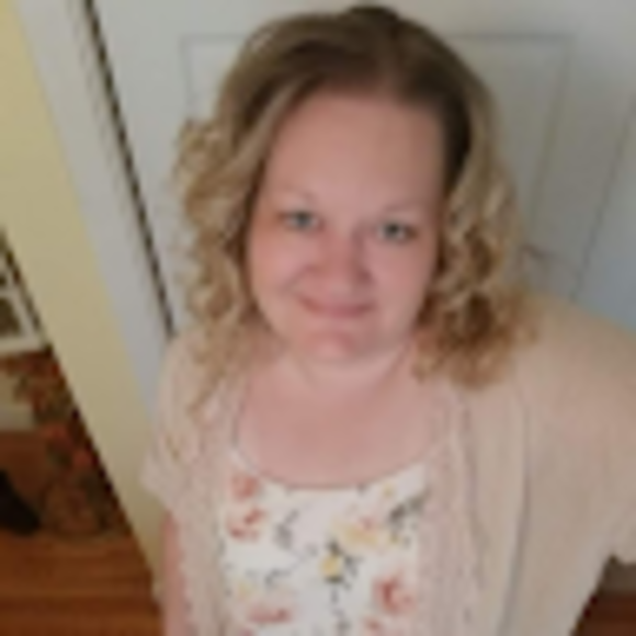 Profile Picture of Jamie Ravenscroft (@jravenscroft132) on Poshmark