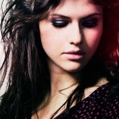 Profile Picture of Lucy Needham (@_unforgivenLL) on Twitter
