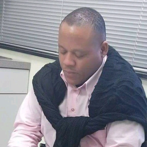 Profile Picture of David Gist (@dgist1) on Poshmark