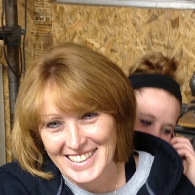 Profile Picture of Tess Bennett (@tesred) on Twitter