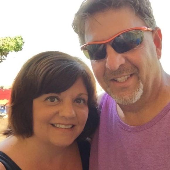 Profile Picture of Sean Greenwald (@seangreenwald) on Poshmark