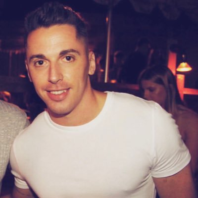 Profile Picture of Simon Lacey (@SimonLacey9) on Twitter