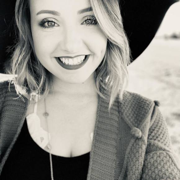 Profile Picture of Sadee Moxley (@mdoub93) on Poshmark