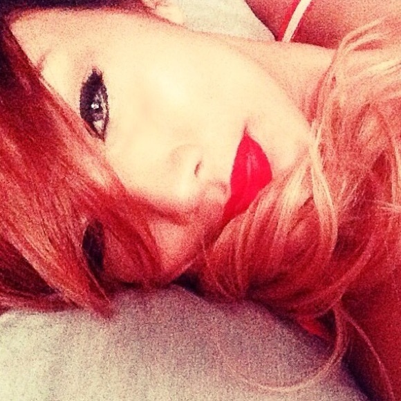 Profile Picture of Paula So (@poshypaula) on Poshmark