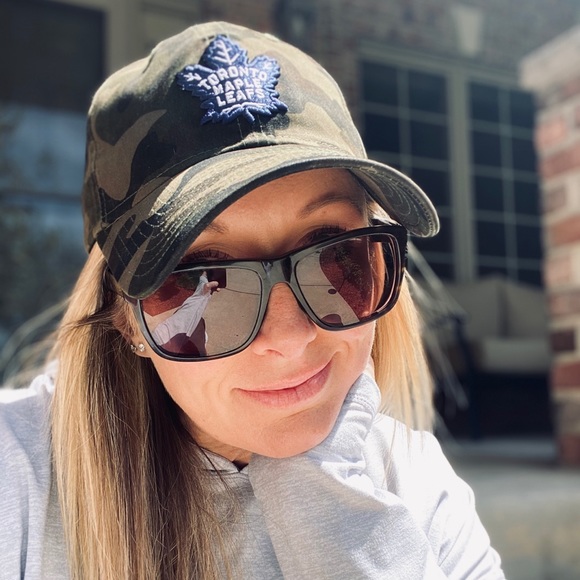 Profile Picture of Zoe Magnetta (@lala_magnetta) on Poshmark