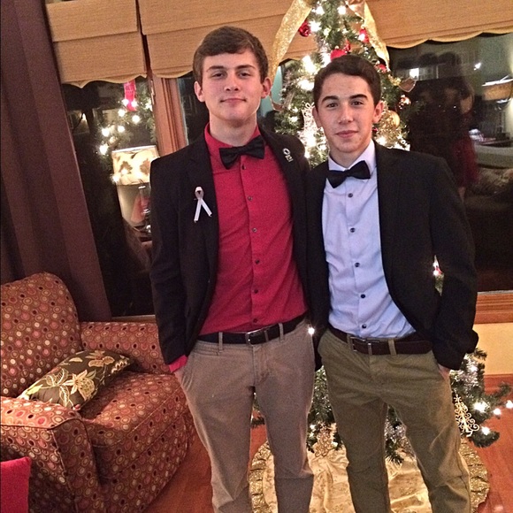 Profile Picture of Brendan Gulling (@gullingbre) on Poshmark