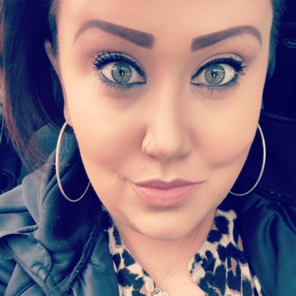 Profile Picture of Amy Coleman arnold (@msamylee) on Poshmark