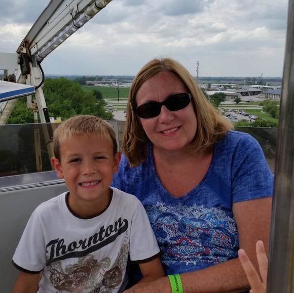 Profile Picture of Lisa Ganzer (@ganzer1953) on Poshmark