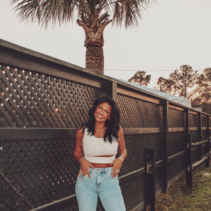 Profile Picture of   Darrah Grant (@darrahgrant)... (@darrahgrant) on Tiktok
